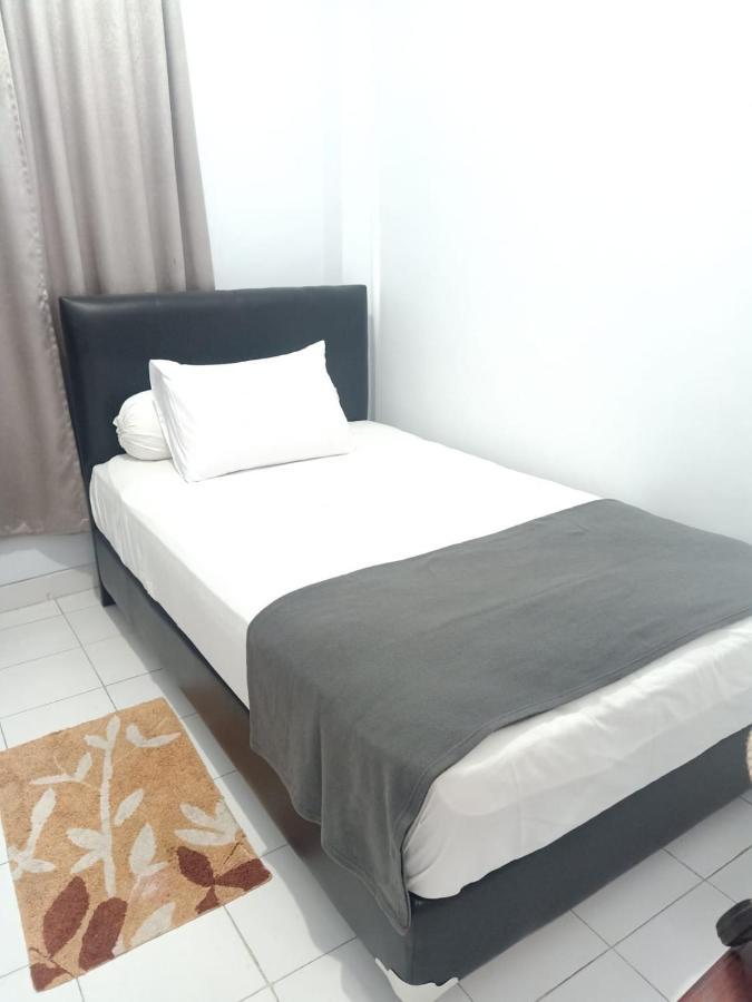 Nakula Familiar Inn Denpasar Zewnętrze zdjęcie