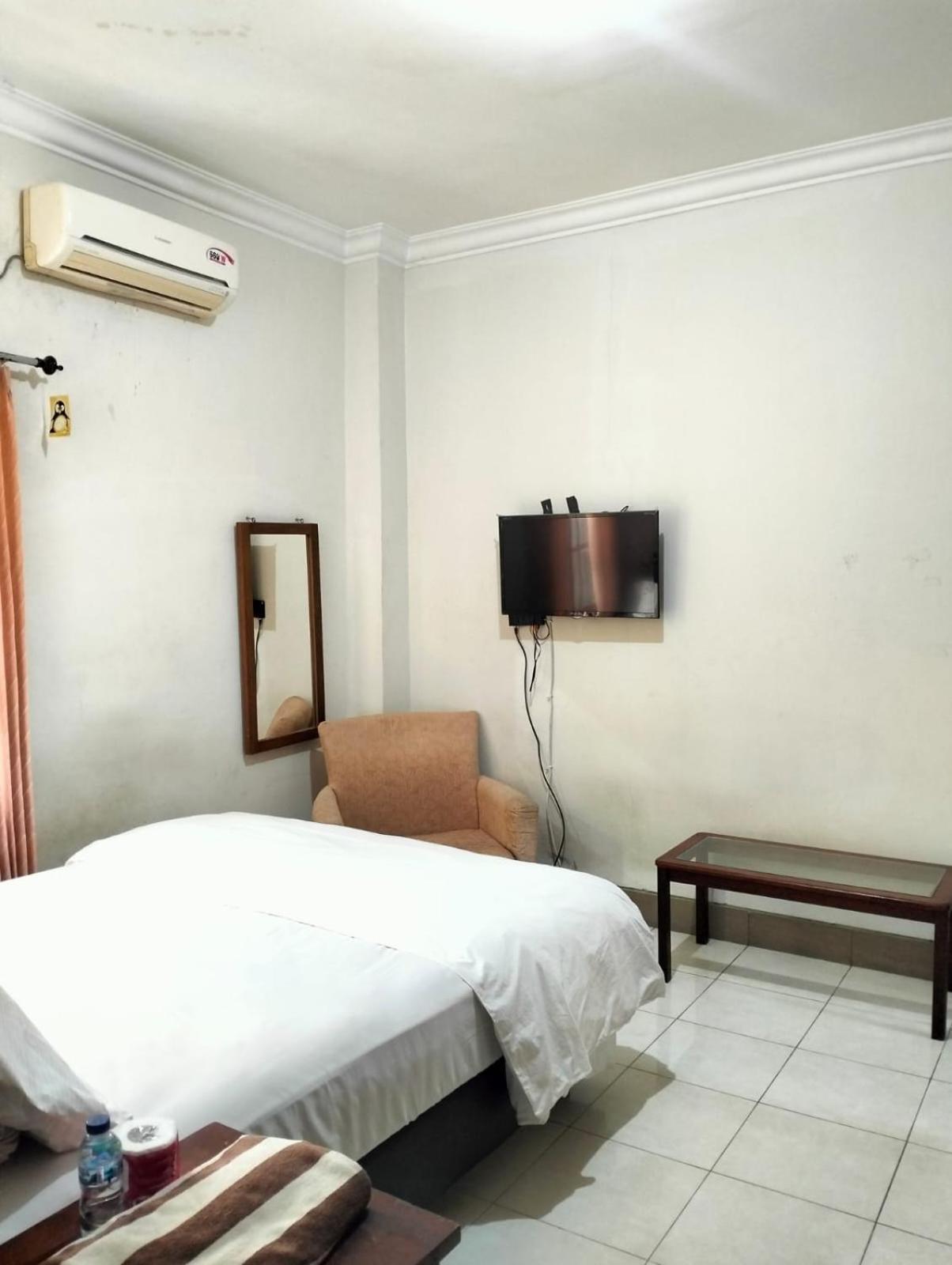 Nakula Familiar Inn Denpasar Zewnętrze zdjęcie